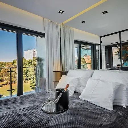 Andersia Park Apartment *